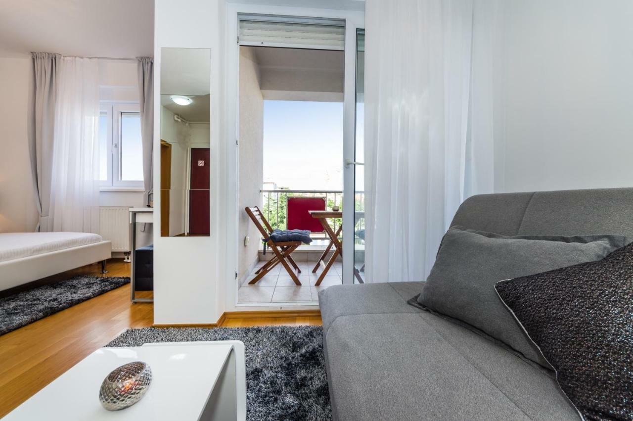 Apartment K & K With Free Garage Zadar